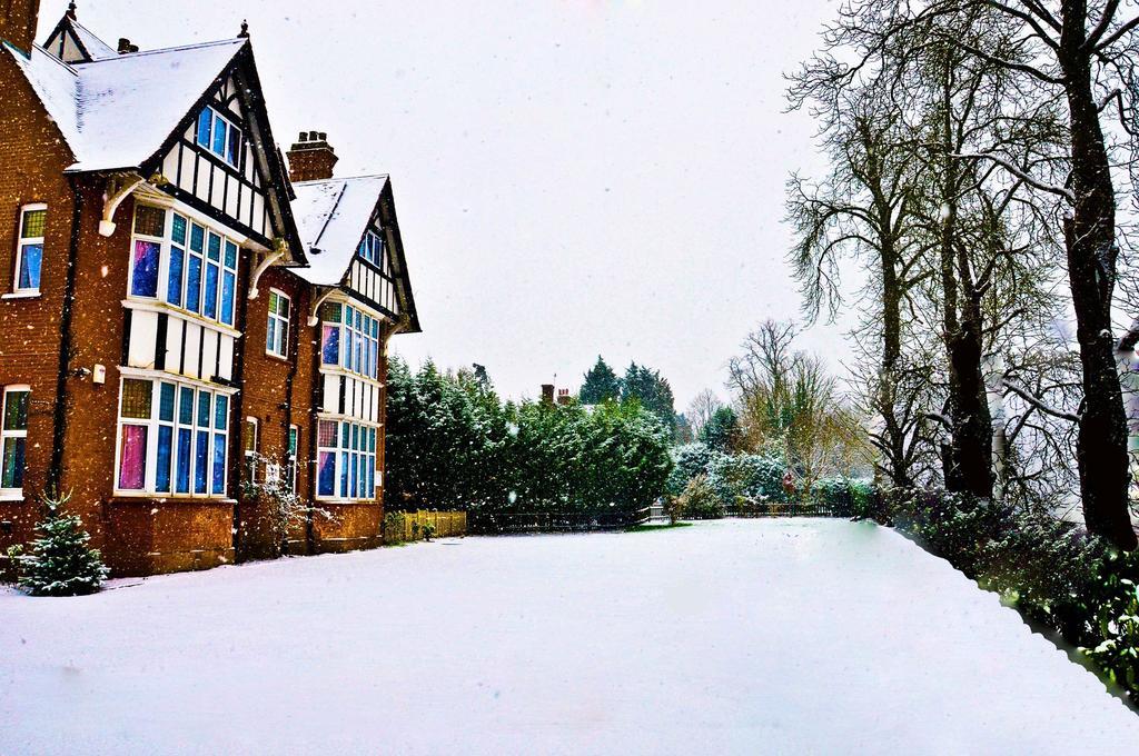 Gatwick Inn Horley Kültér fotó