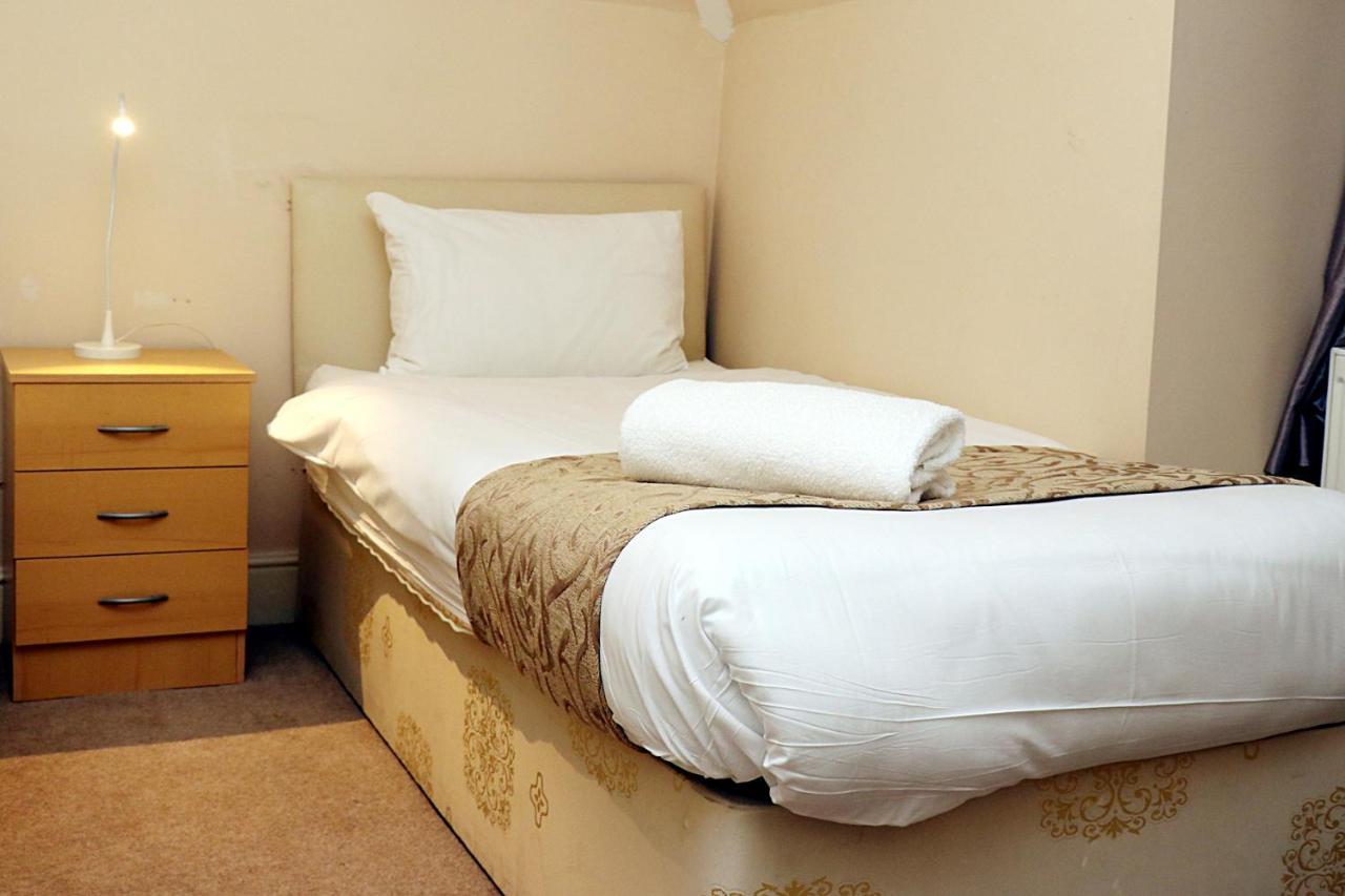 Gatwick Inn Horley Kültér fotó