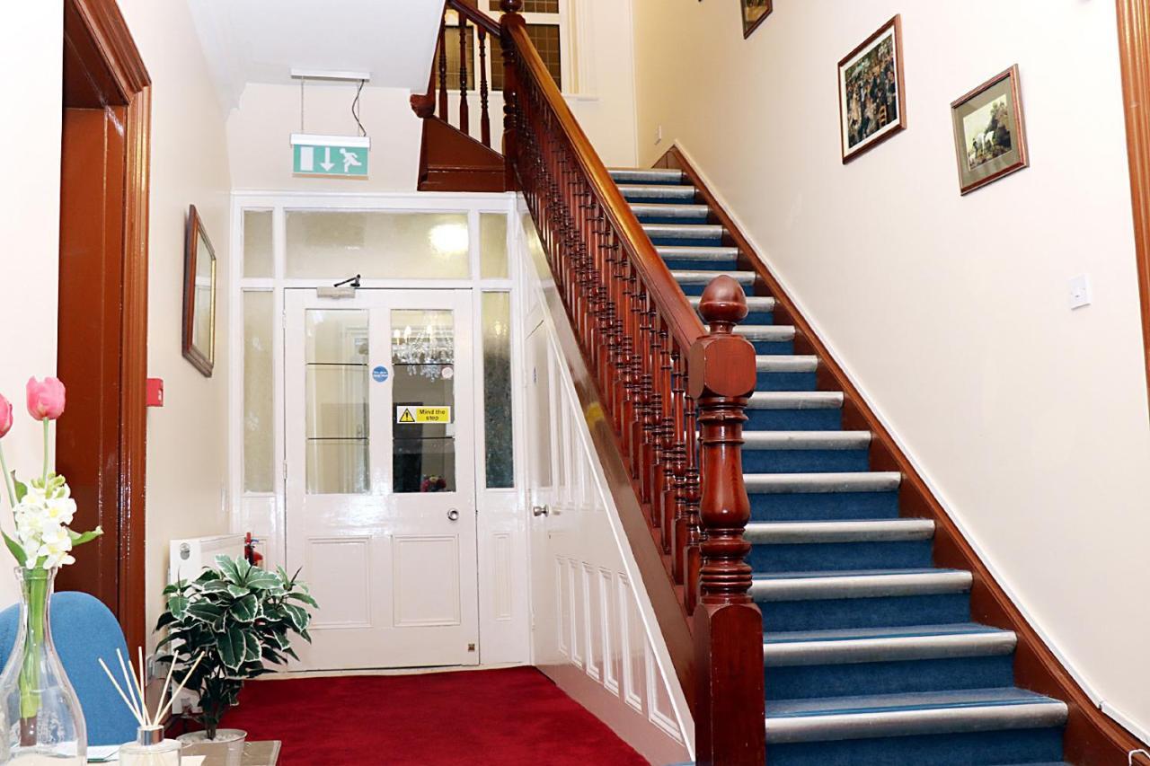 Gatwick Inn Horley Kültér fotó