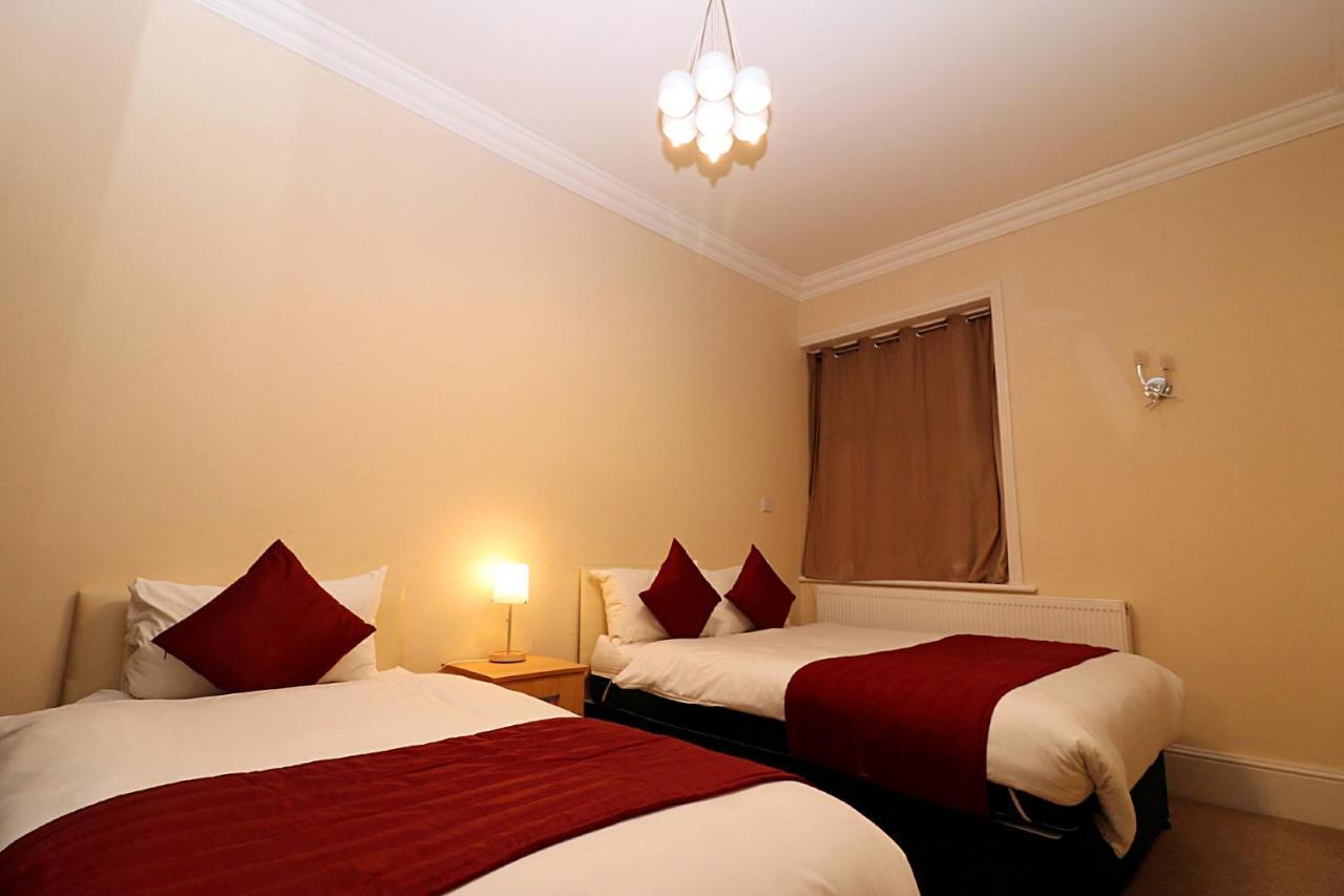 Gatwick Inn Horley Kültér fotó