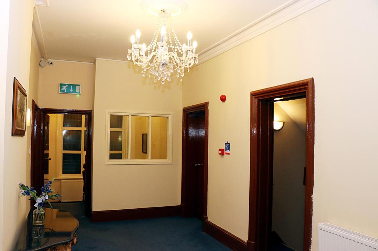 Gatwick Inn Horley Kültér fotó