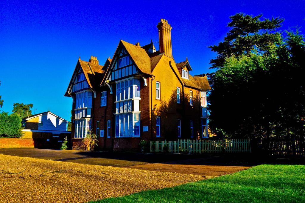 Gatwick Inn Horley Kültér fotó