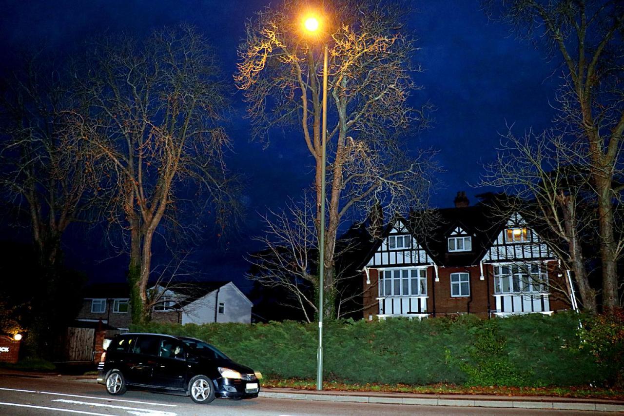 Gatwick Inn Horley Kültér fotó